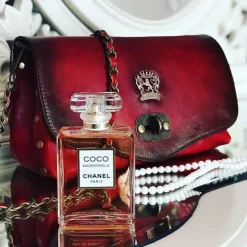 Damska listonoszka ze skóry z klapą "Castel Del Piano" B161