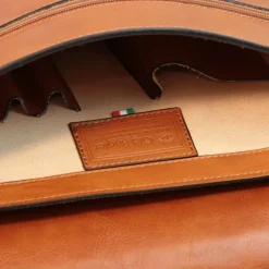 Ekskluzywna aktówka z licowej skóry cielęcej. "Toruń"