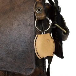 Listonoszka męska ze skóry garbowanej roślinnie i ręcznie gąbką. Brązowy