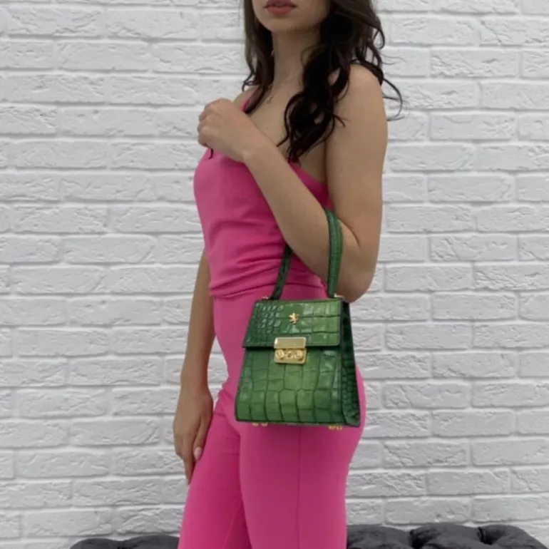 Mała i lekka listonoszka damska skórzana "Artemisia" K299/22