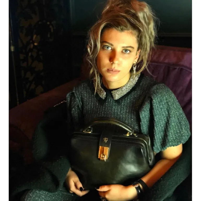 Niezwykle elegancka torebka damska skórzana "Certaldo"