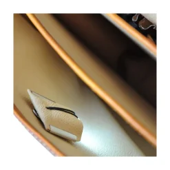 Praktyczna teczka z włoskiej skóry "Vallombrosa" B500