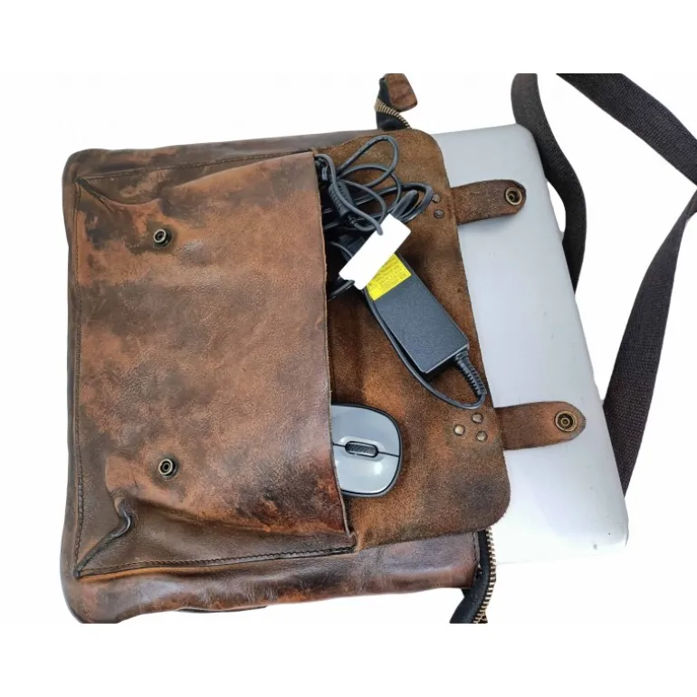 Skórzana torba na laptopa 14" przystosowana do trolley BR