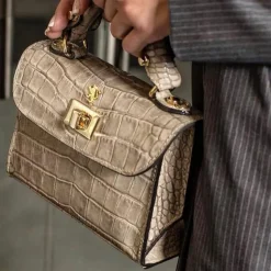 Torebka damska skórzana wzorem imitującym skórę krokodyla. "Lucignano" K280/20